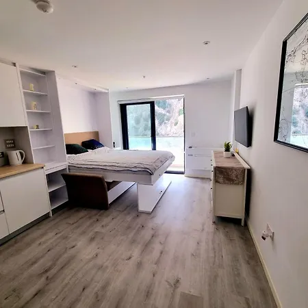 Sunny Apartment Gibraltar